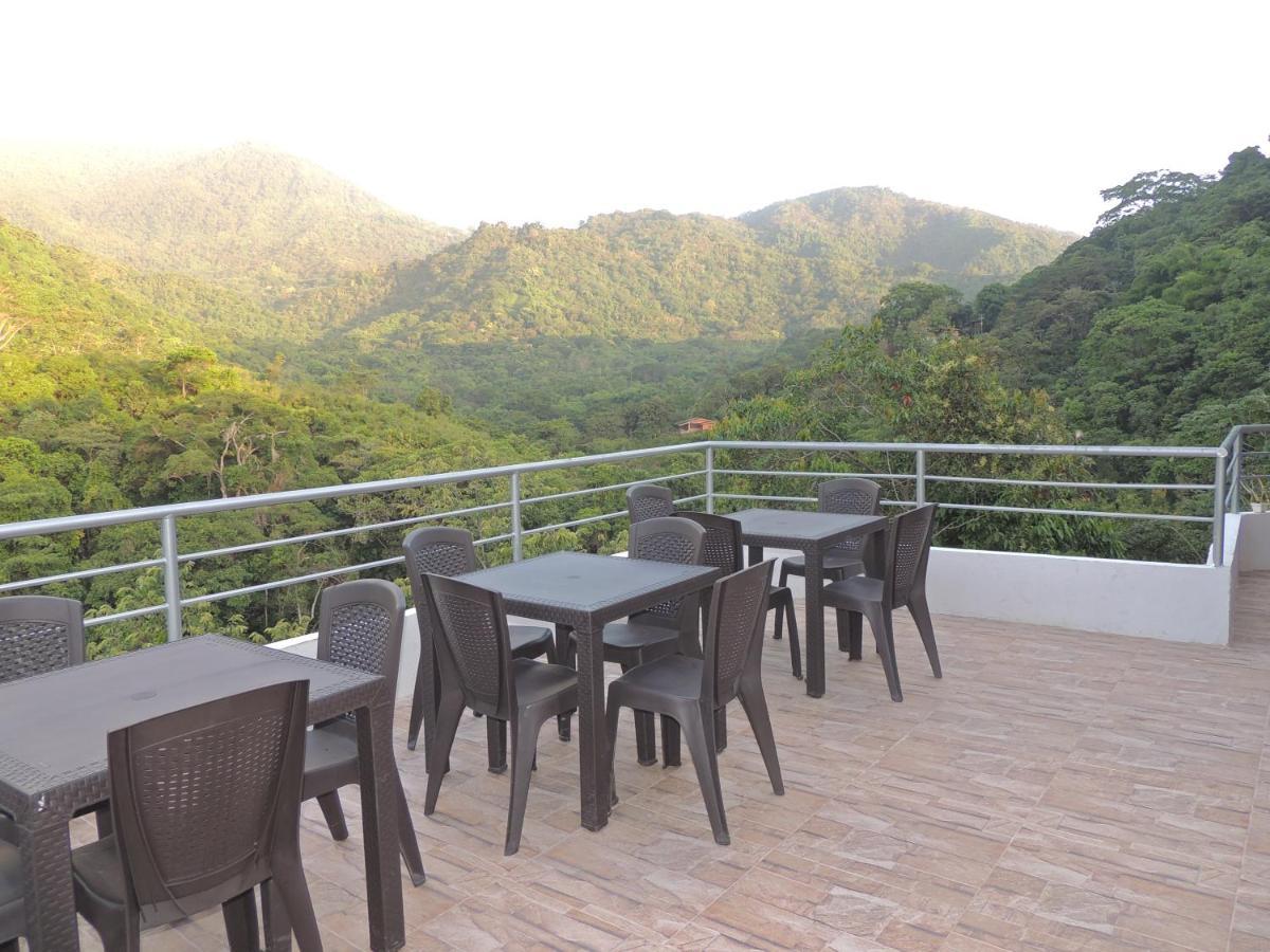 Hostal Alto De La Montana Мінка Екстер'єр фото